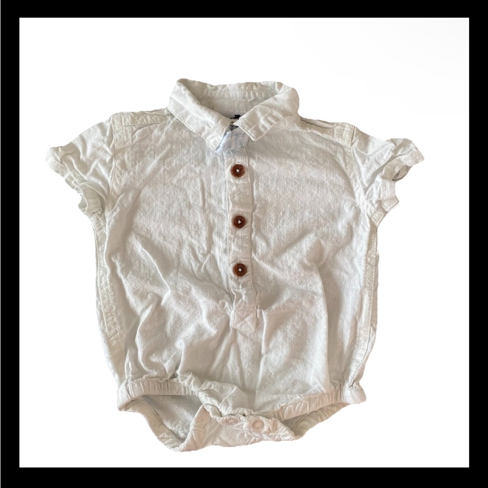 NWOT Tommy Bahama White Baby Romper with Brown Buttons